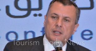 أحمد عيسي، وزير السياحة والآثار