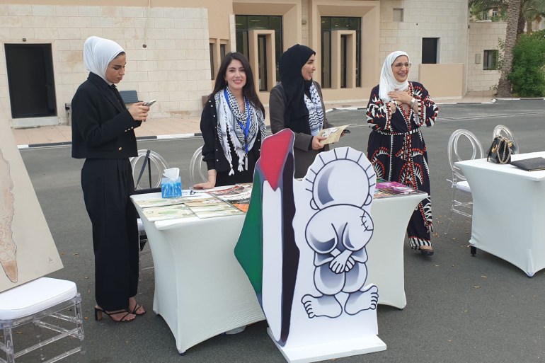 جانب من الفعاليات الطلابية خلال الحملة (الجزيرة )